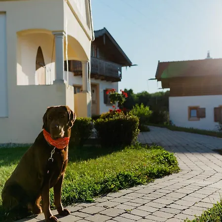 Schickes Im Landhausstil Im Vital Camp * Bayerbach