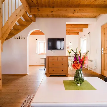 Дом отдыха Schickes Im Landhausstil Im Vital Camp Bayerbach